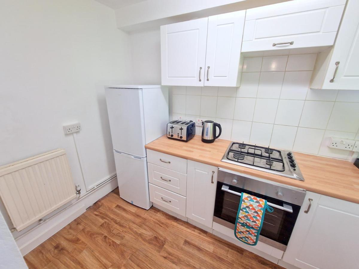 Flat In Battersea, 5 Minutes From Clapham Junction Station Apartment Лондон Екстериор снимка